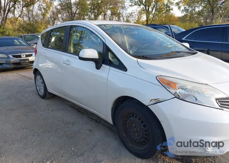 2014 Nissan Versa Note Sv z USA, uszkodzony, nr VIN 3N1CE2CP5EL390710